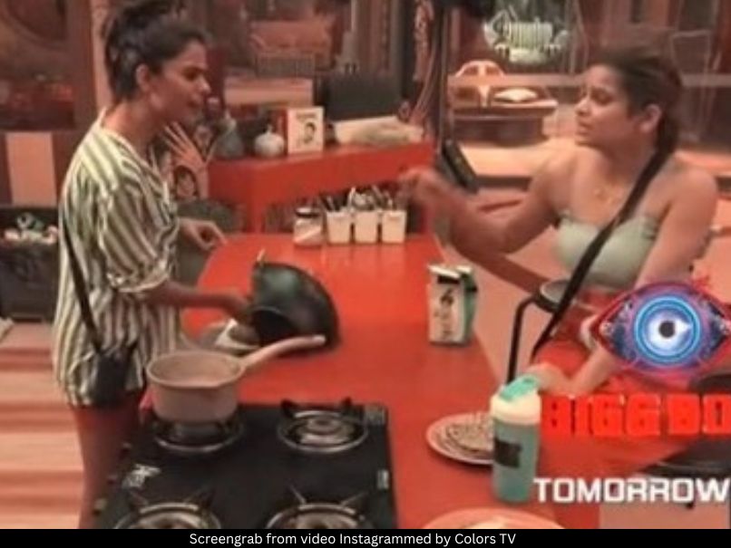 Archana, Priyanka 