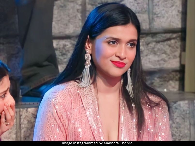 Mannara Chopra 