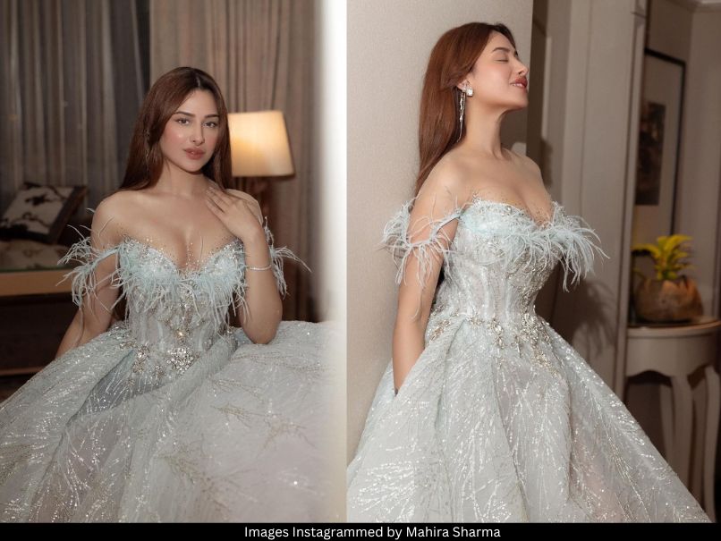  Mahira Sharma