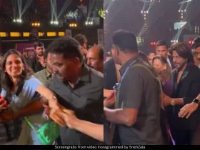 SRK and female fan 