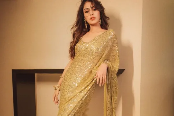 Rhea Chakraborty 