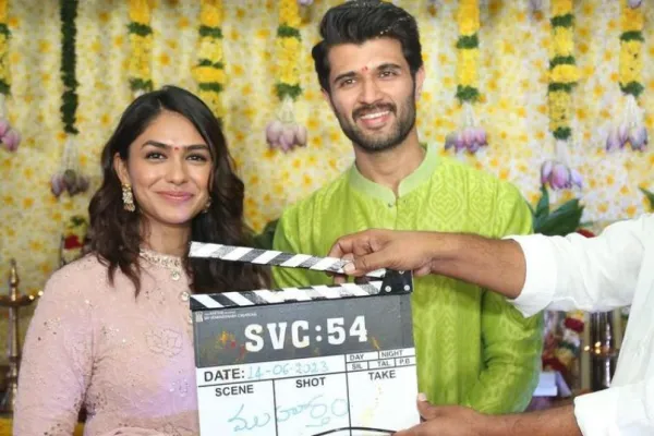 Mrunal Thakur Vijay 