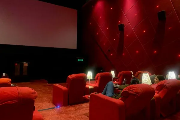 Theatres 